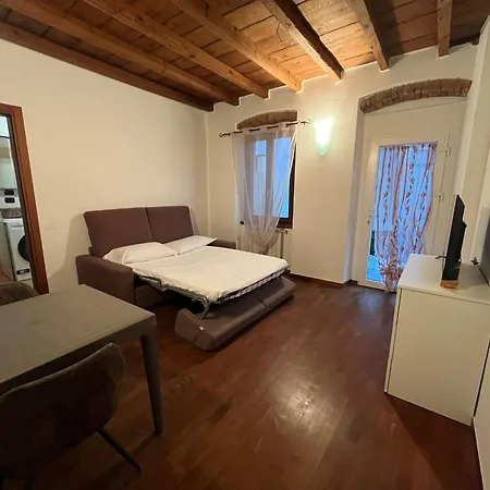 Appartement Iris Air Conditioning - Free Parking - Wifi - Self Check-in *