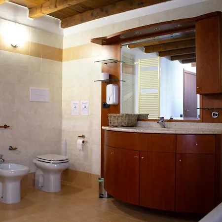 Iris Air Conditioning - Free Parking - Wifi - Self Check-in Appartement Bergamo