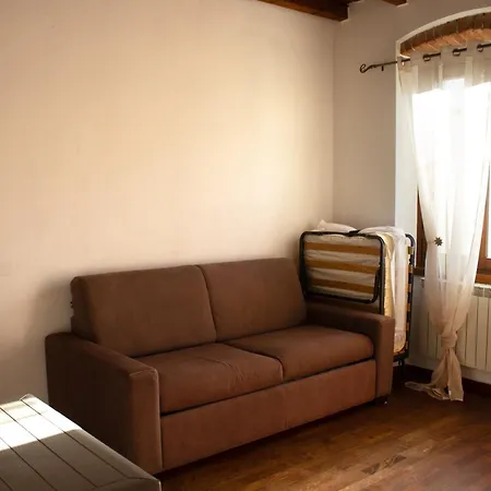 Iris Air Conditioning - Free Parking - Wifi - Self Check-in * Bergamo