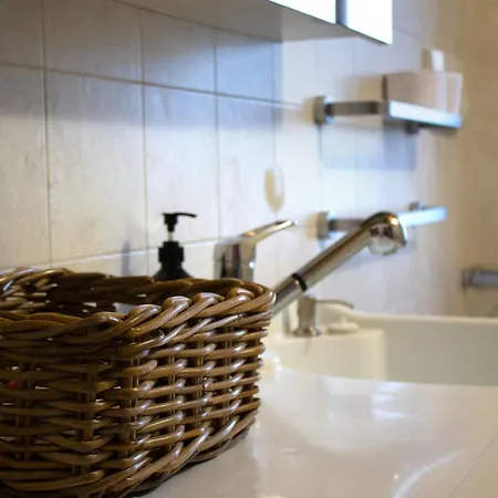 Iris Air Conditioning - Free Parking - Wifi - Self Check-in * Bergamo
