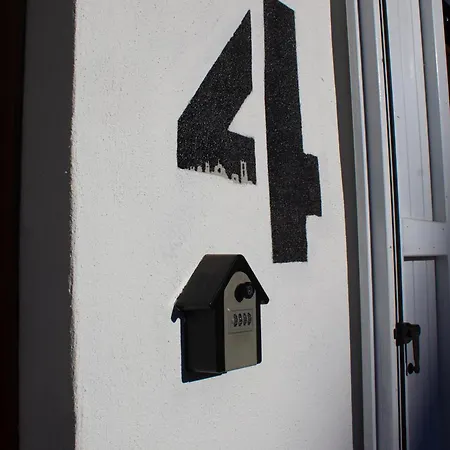 Iris Air Conditioning - Free Parking - Wifi - Self Check-in Appartement