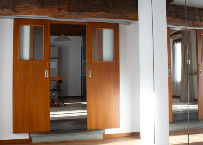 Iris - Spaziosa Casa Indipendente アパート