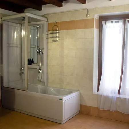 Apartament Iris - Spaziosa Casa Indipendente Bergamo