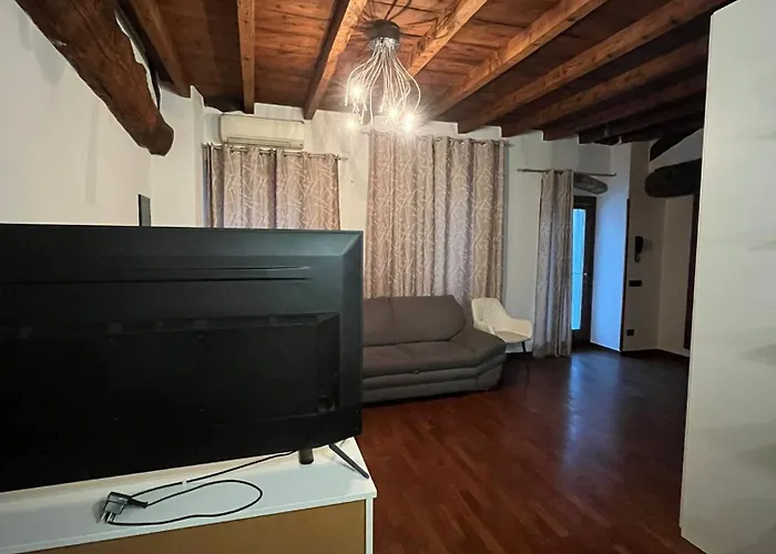 Iris - Spaziosa Casa Indipendente *