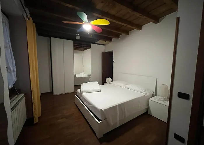 Iris - Spaziosa Casa Indipendente Bergamo