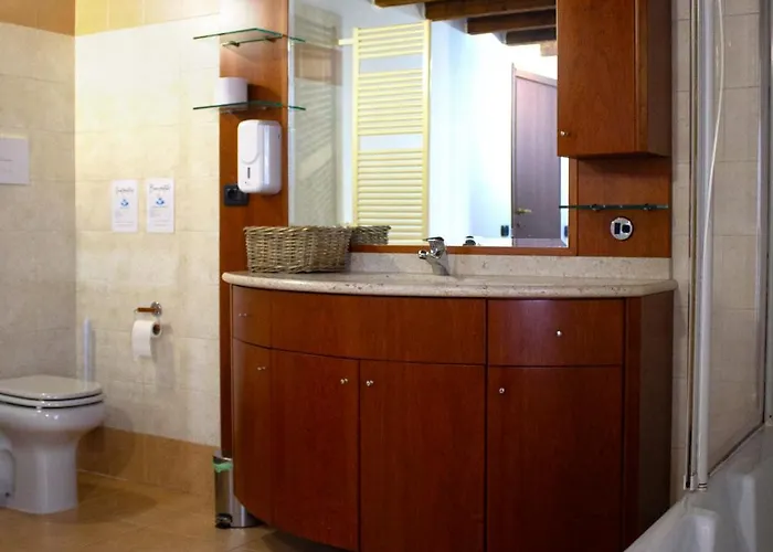 Apartament Iris - Spaziosa Casa Indipendente Bergamo