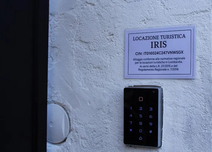 Iris - Spaziosa Casa Indipendente * Bergamo